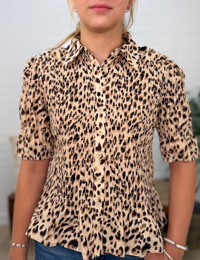 Leopard Printed Short Sleeves Shirred Blouse Top