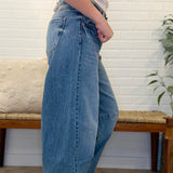 Low Slung Horseshoe