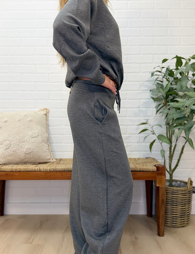 Barrel-leg Joggers