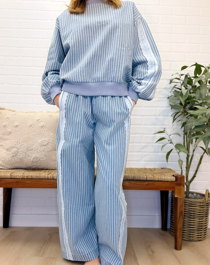 Stripe Lace Contrast Sweatshirt Top